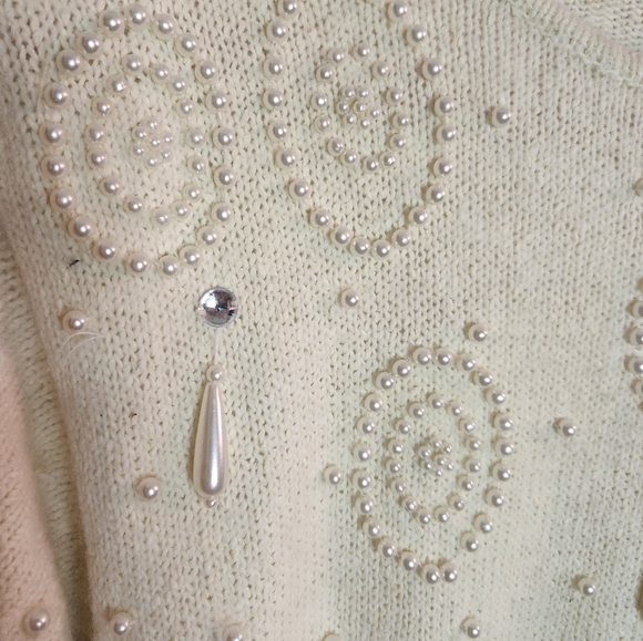 9 Work in progress by Gladys Bagley Silk nylon and angora blend.p2p 21 - Picture 3 of 8